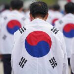 6월6일 현충일에 조기 게양된 태극기 모습