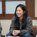 지예은 갑상선암 투병 고백 지예은이 유재석 캠프에서 건강 회복 소식을 전하며 웃고 있는 모습