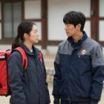 김규리 출연 영화 풍산개 윤계상과 남북 김규리와 윤계상이 출연한 영화 풍산개의 한 장면, 북한 여성 인옥과 배달부 산이의 긴장감 있는 모습