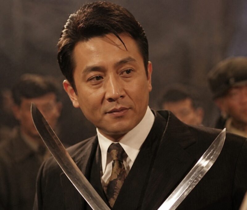 배우 박준규가 야인시대에서 쌍칼 역할을 맡은 모습