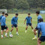 한국 축구 고지대 적응 총정리 한국 축구 대표팀이 미국 유타주 고지대 캠프에서 훈련하는 장면. 선수들이 집중력 있게 훈련하고 있다.