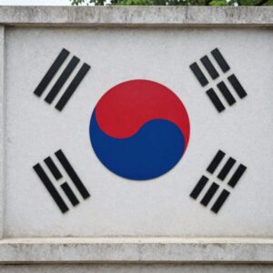 6.25 전쟁 기념비와 태극기, 평화 상징 비둘기 이미지