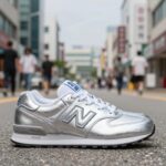 뉴발란스 쪼리 실버 메탈릭 측면 디테일