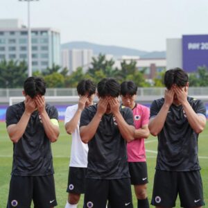 2026 월드컵 한국 남아공 경기 장면 선수들 아쉬워하는 모습