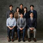 참교육 출연진 단체 사진 이도현 이상이 김미숙 김민석 박지현이 함께 포즈를 취하고 있다.