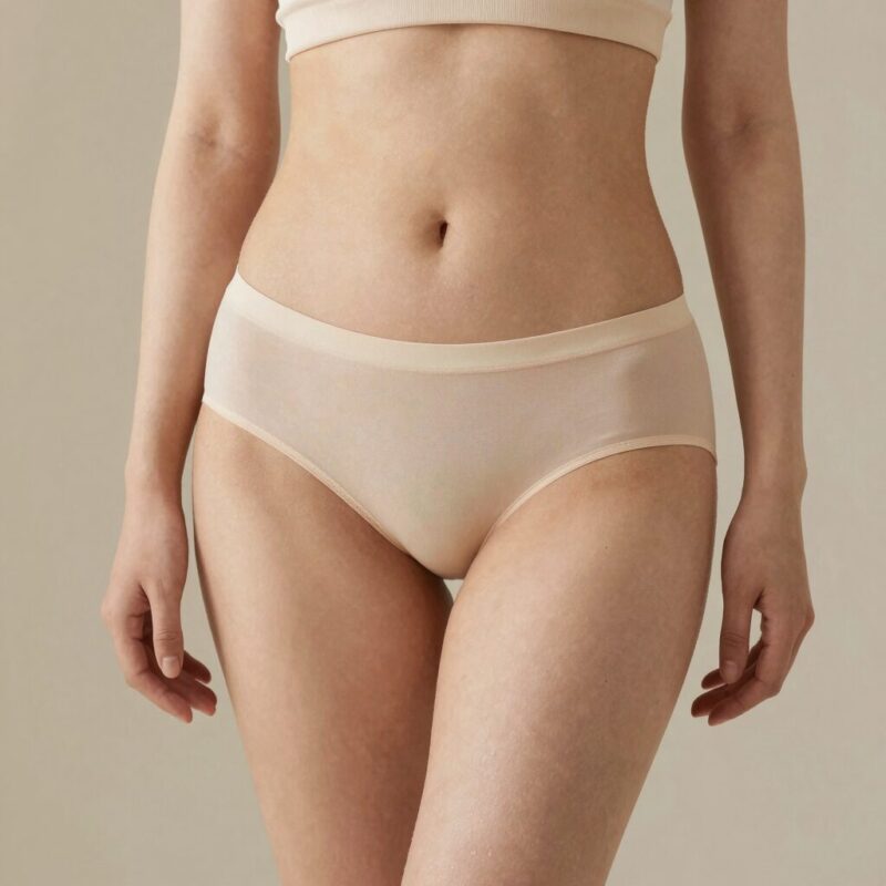 여성속바지 대신 네모팬티 선택 1 여성 네모팬티 드로즈 착용 모습 속바지 대용으로 활용