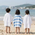 아기 비치타올 내돈내산 세 제품 솔직 후기 비교 코니 송월타올 호호네 세 가지 아기 비치타올 나란히 놓인 모습 비교 사진