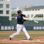 2026 프로야구 홈런순위 현재 판도 프로야구 홈런순위 1위 선수의 역동적인 타격 장면