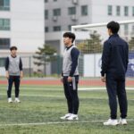 주드 벨링엄이 노르웨이전에서 동점골을 넣고 특유의 세리머니를 하는 모습