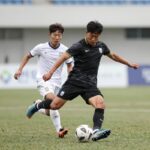 황인범 축구선수 프로필 완벽 정리 황인범 축구선수 경기 중 드리블하는 모습