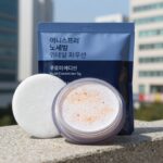 이니스프리 7월 세일 노세범 파우더 할인 이니스프리 노세범 미네랄 파우더 쿠로미 에디션 5g 패키지 사진