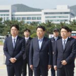 국방부 정빛나 대변인이 정례브리핑에서 항미원조 논란에 답변하는 모습