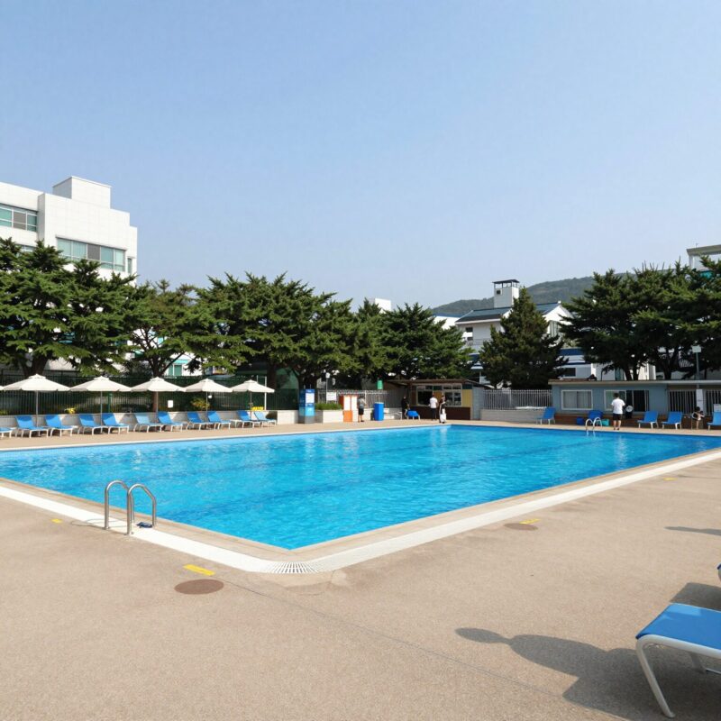 진주 수영장 펜션 지음정 이룸스테이 1 진주 수영장 펜션 지음정의 넓은 마당과 수영장 전경