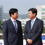 권영진 멱살 소동 정치적 파장 분석 권영진 전 대구시장이 토론회에서 유승민 후보에게 멱살을 잡히는 순간