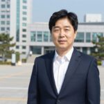 임미애 국회의원 프로필과 정치 이력 임미애 국회의원 공식 프로필 사진 밝은 표정