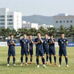 서울 포항 3대1 경기에서 FC서울 선수들이 득점 후 기뻐하는 모습