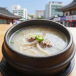걸쭉한 삼계탕 집에서 맛집처럼 끓이기 걸쭉한 국물의 삼계탕 그릇