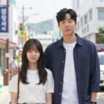 웹툰 김부장 이야기 결말 장면, 김부장과 딸 민지가 함께 있는 모습