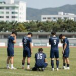 서울 전북 무승부 승점 9 차이 유지한 이유 서울 전북 무승부 경기 종료 후 아쉬워하는 전북 선수들